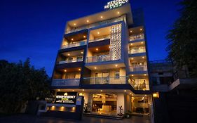 Hotel Keshav Residency - Medicity Gurugram, Near Medanta Hospital, Pure Vegetarian